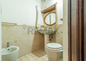 Bagno - Trilocale Via della Bubbolina
 
9, Semproniano - foto 34