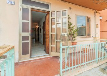 Terrazza - Quadrilocale Via Giuseppe Botarelli
 
25, Ischia di Castro - foto 2