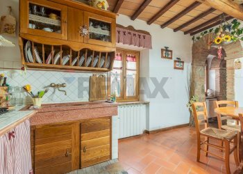 Cucina - Quadrilocale Via monte rosa
 
1, Semproniano - foto 20