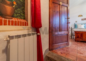 Bagno - Quadrilocale Via monte rosa
 
1, Semproniano - foto 35