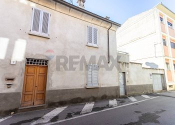 Edificio all\'aperto - Casa semi indipendente Via Giuseppe Giusti
 
1, Fidenza - foto 28