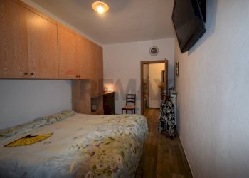 Camera / camera da letto - Casa semi indipendente via malerba
 
5, Sala Baganza - foto 10