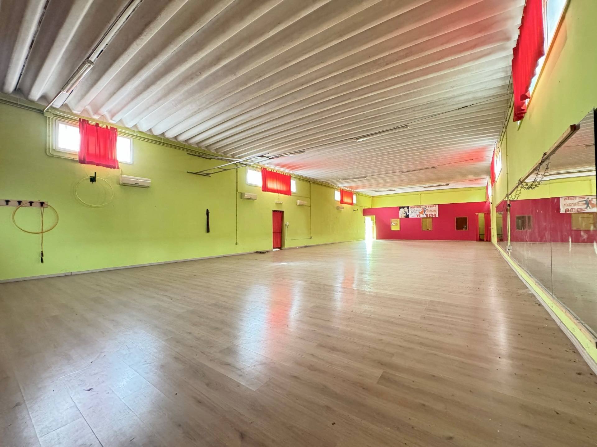 Foto 1 - Capannone via Italo Calvino
 
6, Lecce - foto 1