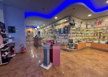 Foto 1 - Commercial Activity Via Papa Giovanni Paolo II
 
7, Chieti - photo 1