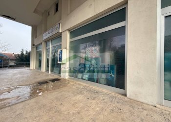 Foto 26 - Commercial Activity Via Papa Giovanni Paolo II
 
7, Chieti - photo 26