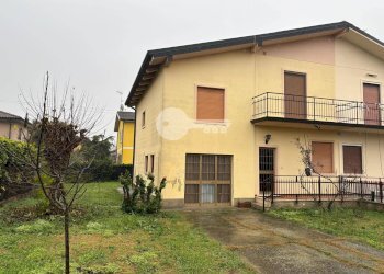 Foto 1 - Semi-detached house Via Don Greci
 
3, Leno - photo 1