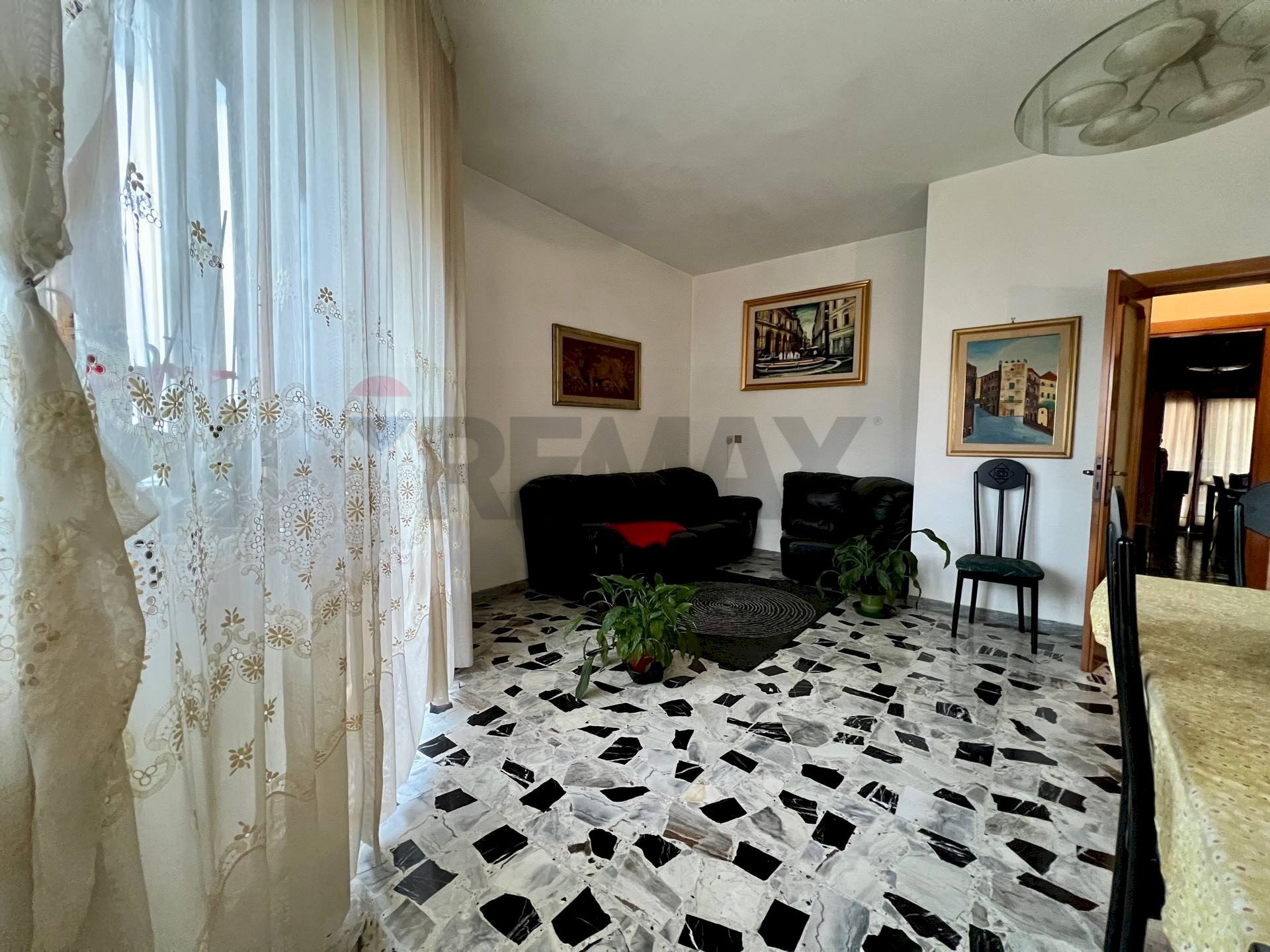 Soggiorno - Quadrilocale Via Arenazze
 
6, Chieti - foto 2