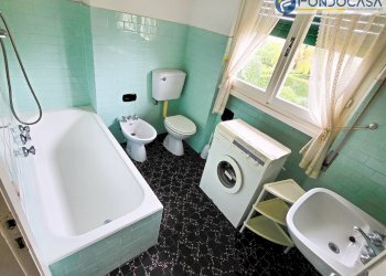 bagno p1 - Villa a Schiera Viale Roma
 
273, Pietrasanta - foto 16