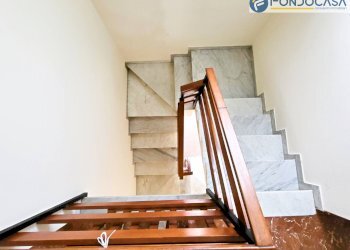 scala - Villa a Schiera Viale Roma
 
273, Pietrasanta - foto 20