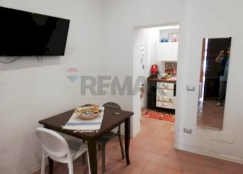 Sala da pranzo - Bilocale via Barbaraci
 
15, Palermo - foto 9