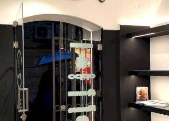 Foto 3 - Locale Commerciale Corso Vittorio Emanuele, Nocera Inferiore - foto 3