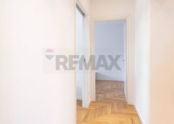 Hall / corridoio - Quadrilocale Via vittorio veneto
 
44, Collecchio - foto 5