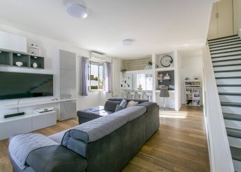Foto 1 - Casa semi indipendente via Altofonte
 
8, Pomezia - foto 1