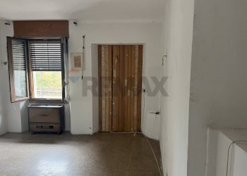 Stanza vuota - Trilocale Via Roma
 
21, Dormelletto - foto 9