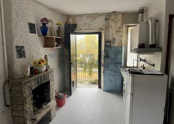 Soggiorno - Trilocale Via Roma
 
21, Dormelletto - foto 10