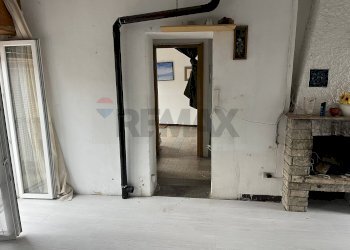 Stanza vuota - Trilocale Via Roma
 
21, Dormelletto - foto 15