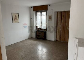 Stanza vuota - Trilocale Via Roma
 
21, Dormelletto - foto 16