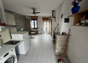Cucina - Trilocale Via Roma
 
21, Dormelletto - foto 28