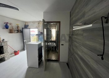 Cucina - Trilocale Via Roma
 
21, Dormelletto - foto 31