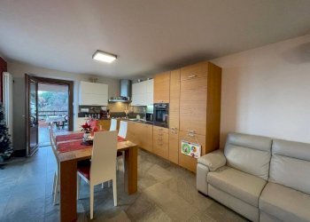 Salone - Trilocale via Piazze, 5, Cenate Sopra - foto 4