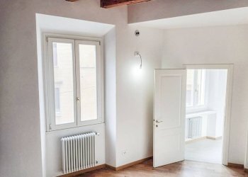 Camera da letto - Quadrilocale via Massimo d'Azeglio, 24C, Bologna (zona Centro Storico) - foto 17