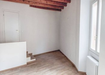 Camera da letto - Quadrilocale via Massimo d'Azeglio, 24C, Bologna (zona Centro Storico) - foto 23