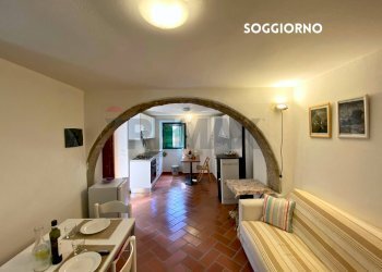 Sala da pranzo - Casa indipendente VIA LUNGA
 
23, Santa Fiora - foto 16