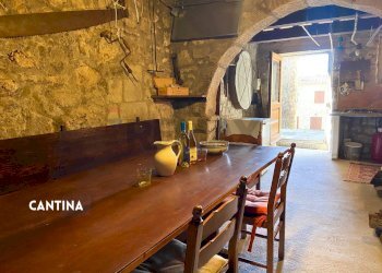 Sala da pranzo - Casa indipendente VIA LUNGA
 
23, Santa Fiora - foto 40