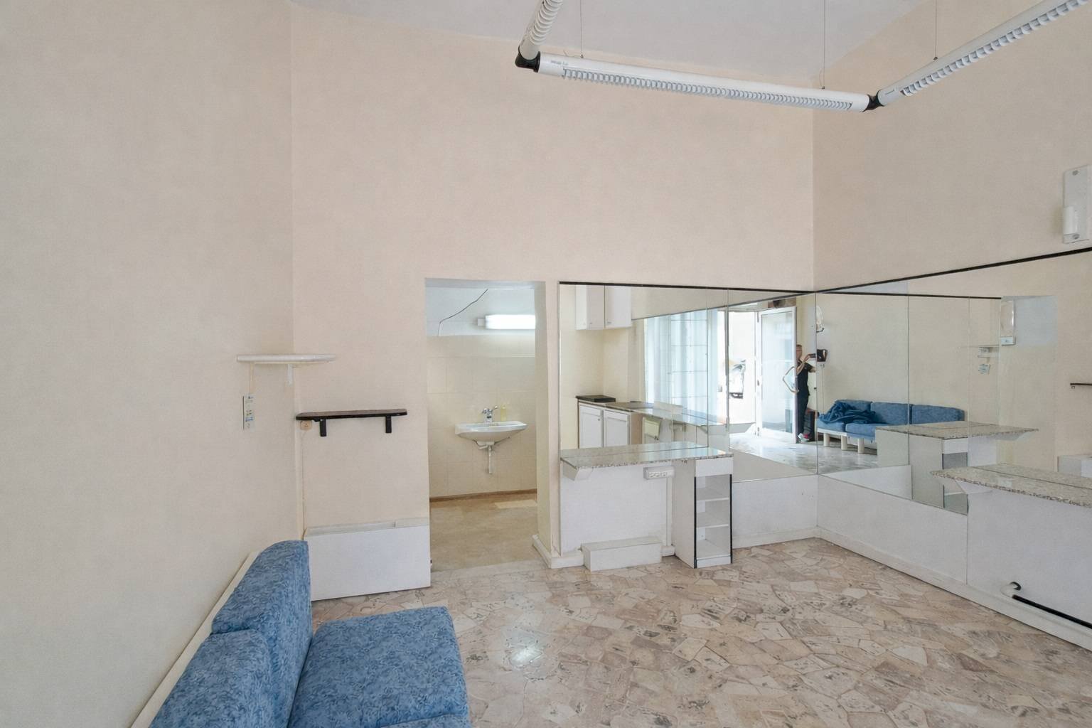 Foto 1 - Commercial Premises Via Giorgio Byron, Ferrara - photo 1