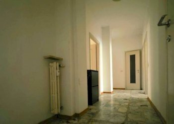 Corridoio - Apartment strada Aurelio Saffi, Parma - photo 3