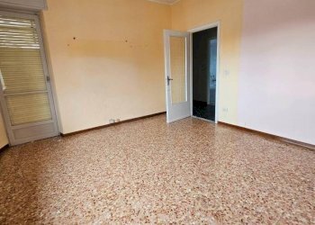 Camera da letto - Quadrilocale via Leonardo Bistolfi, 24, Asti - foto 16