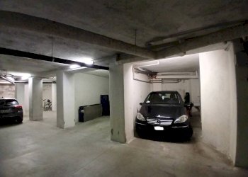 Posto macchina - Box via Romualdo Bonfadini, 2, Sondrio - foto 5