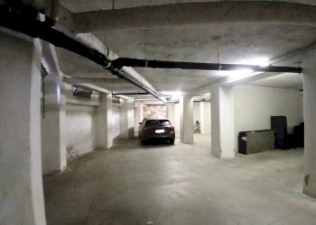 Posto macchina - Box via Romualdo Bonfadini, 2, Sondrio - foto 6