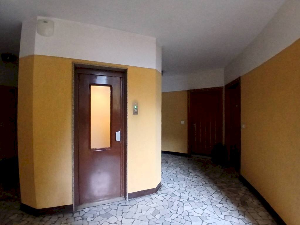 Ascensori - Apartment via Giuseppe Mazzini, 9, Sondrio - photo 3