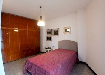 Camera da letto - Appartamento via Giuseppe Mazzini, 9, Sondrio - foto 27