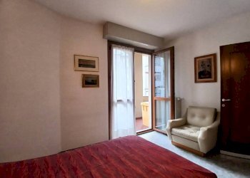 Camera da letto - Appartamento via Giuseppe Mazzini, 9, Sondrio - foto 28