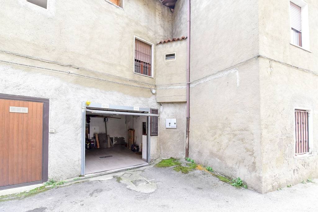 Box auto - Three-room apartment via Lanfranchi, 1, Olgiate Molgora - photo 1