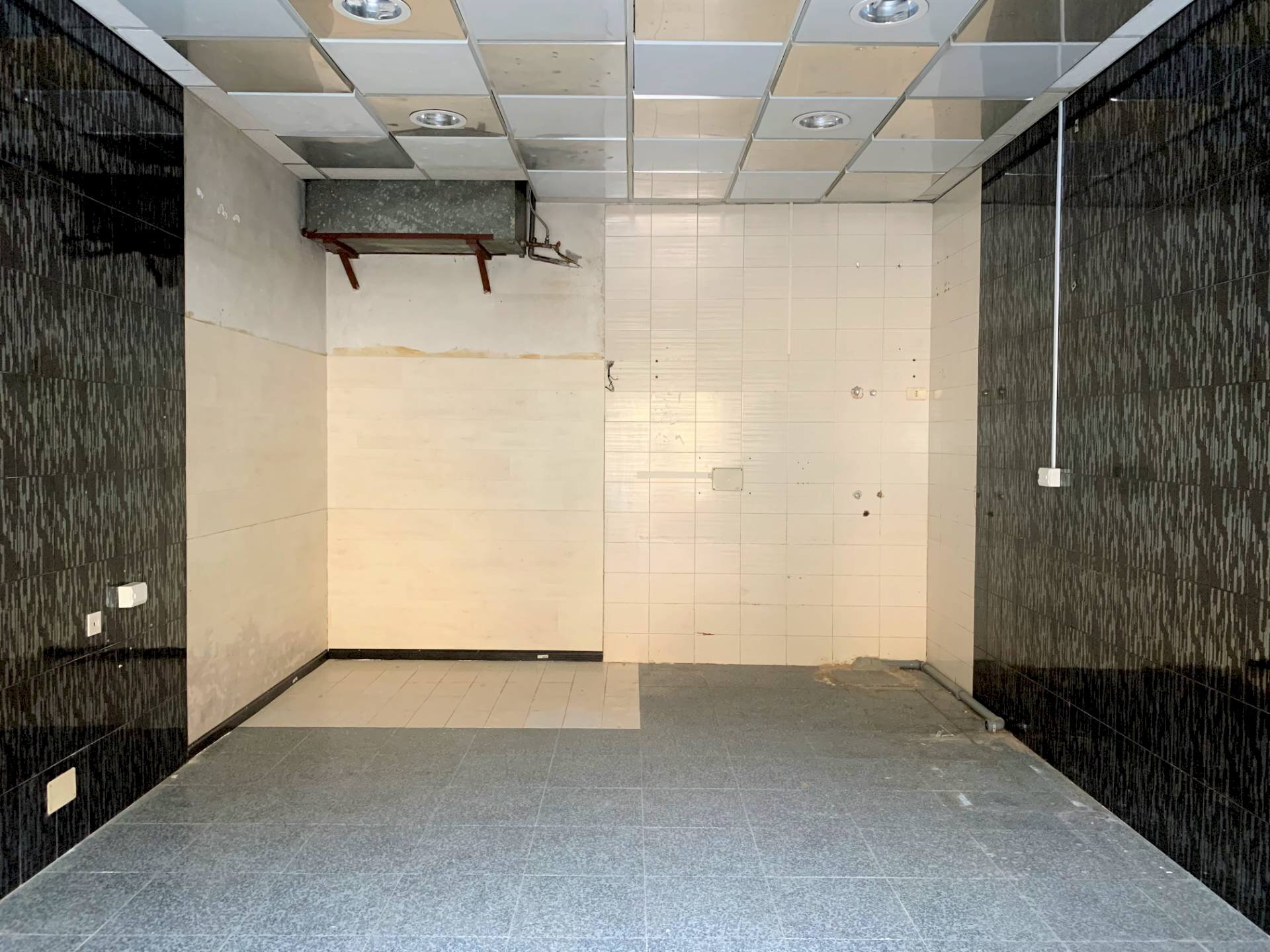 Foto 2 - Negozio Piazza Roma
53, Catanzaro - foto 2