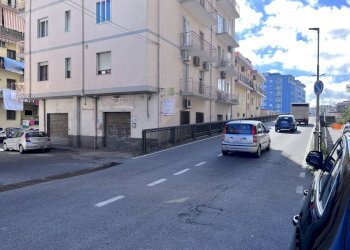 Foto 2 - Shop Traversa Crotone, Catanzaro - photo 2