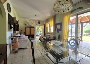 Foto 11 - Villa Via Ulisse
 
102, Borgia - foto 11