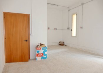 Foto 2 - Negozio via Mottola d'Amato
 
snc, Catanzaro - foto 2