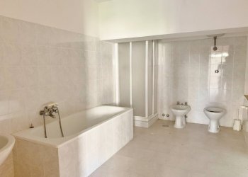 Foto 9 - Warehouse via Costanzo, Catanzaro - photo 9