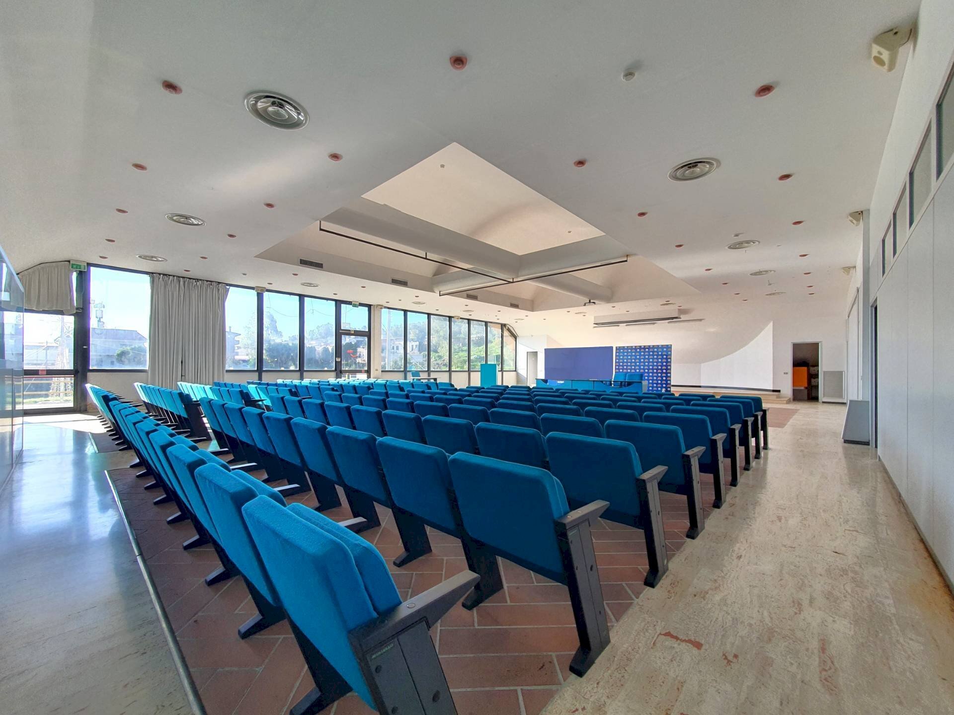 Foto 1 - Ufficio viale Magna Grecia
 
194, Catanzaro - foto 1