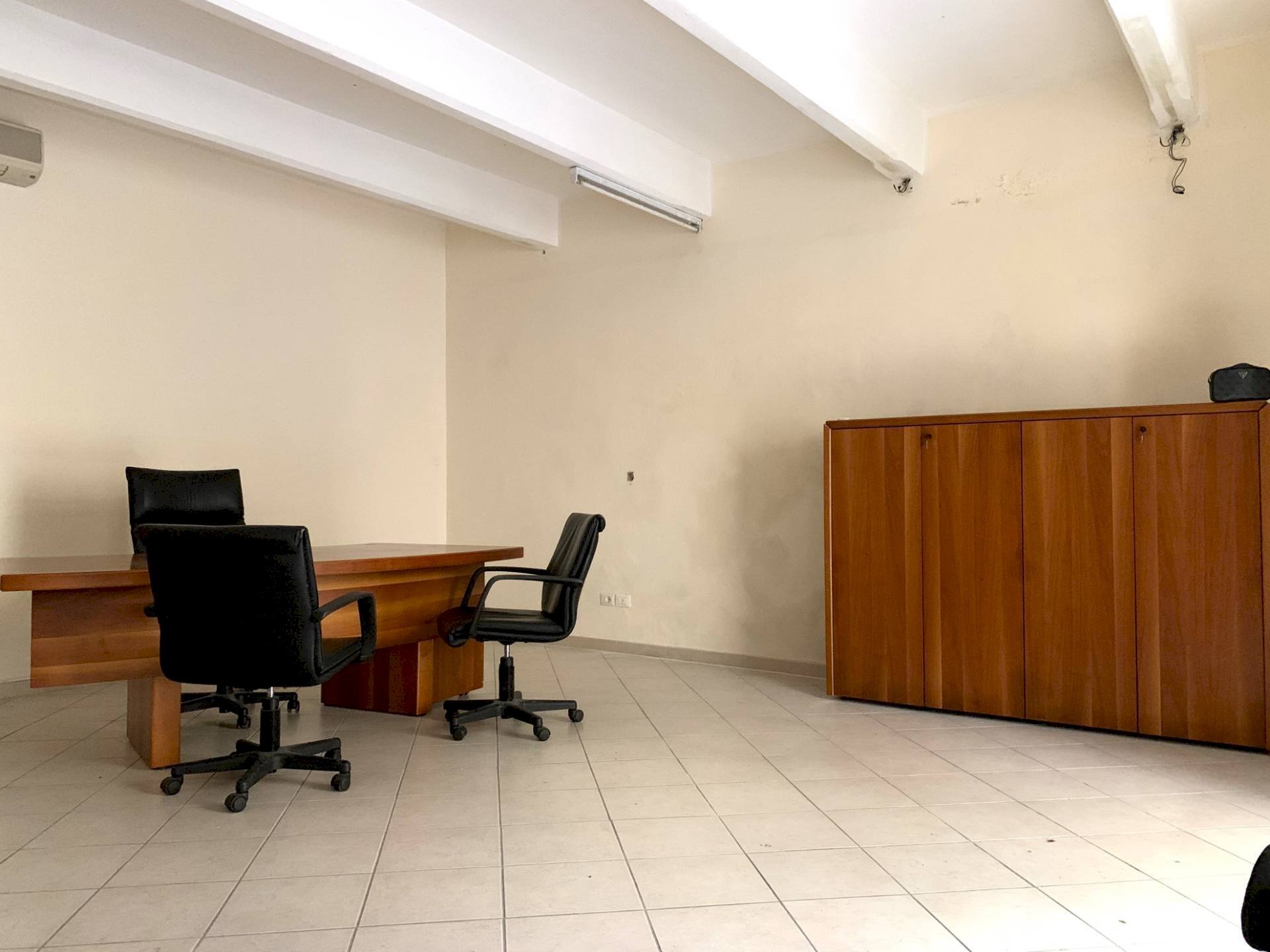 Foto 3 - Ufficio Corso Mazzini
 
snc, Catanzaro - foto 3