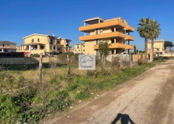 Terreno - Terreno edificabile via Lago Maggiore, Nettuno - foto 2