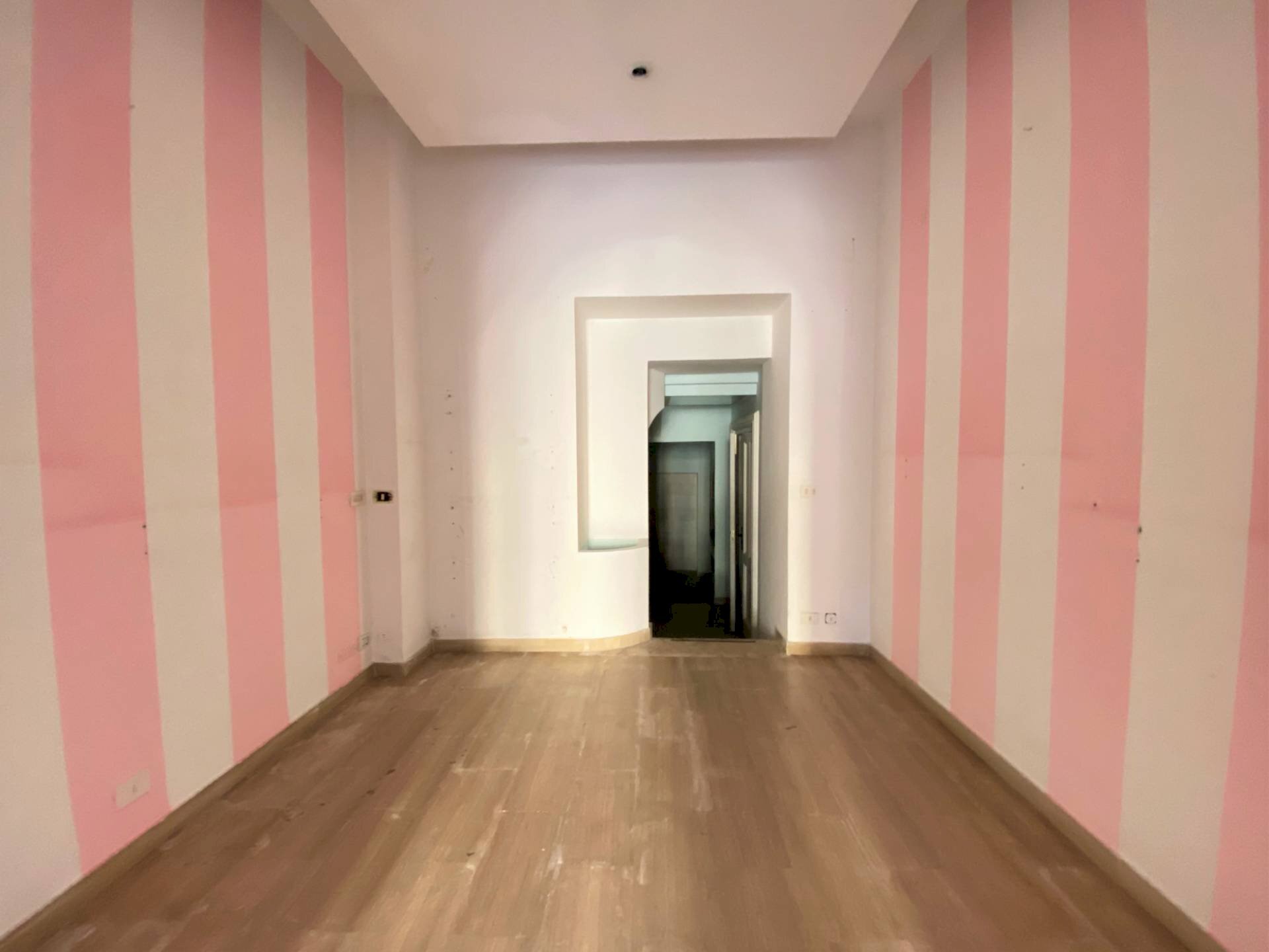 Foto 2 - Negozio Corso Giuseppe Mazzini
 
200, Catanzaro - foto 2