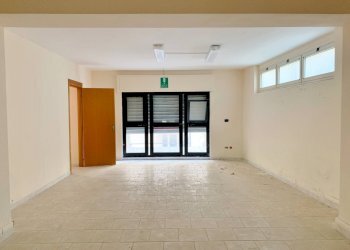 Foto 2 - Magazzino Via Madonna dei cieli
 
11, Catanzaro - foto 2