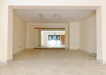 Foto 4 - Magazzino Via Madonna dei cieli
 
11, Catanzaro - foto 4