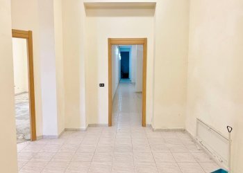 Foto 5 - Magazzino Via Madonna dei cieli
 
11, Catanzaro - foto 5