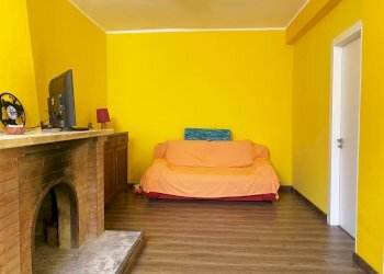 Foto 3 - Trilocale Contrada Botterio
 
30, Stalettì - foto 3